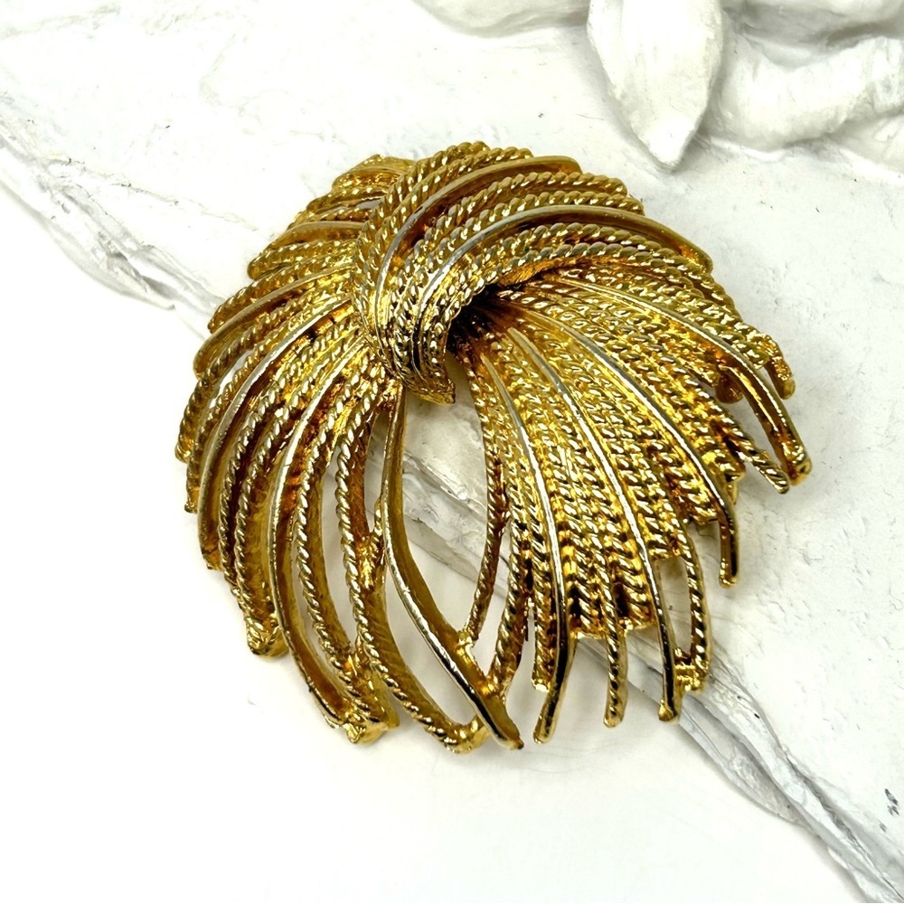 Unsigned Monet Large Brooch